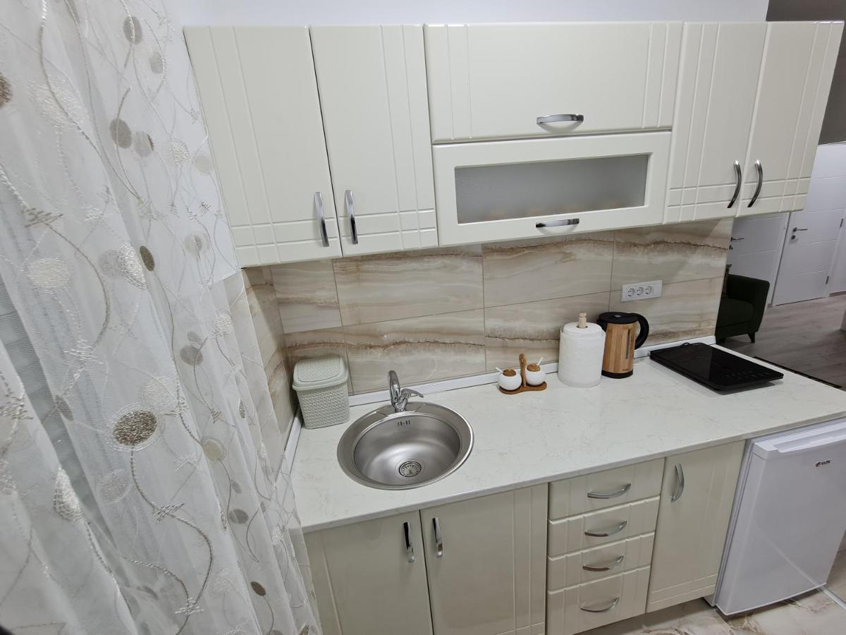 "Astor16" Apartments Ni Kültér fotó