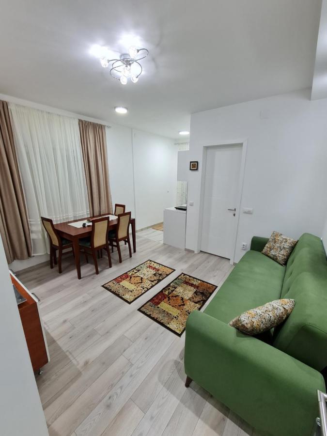 "Astor16" Apartments Ni Kültér fotó
