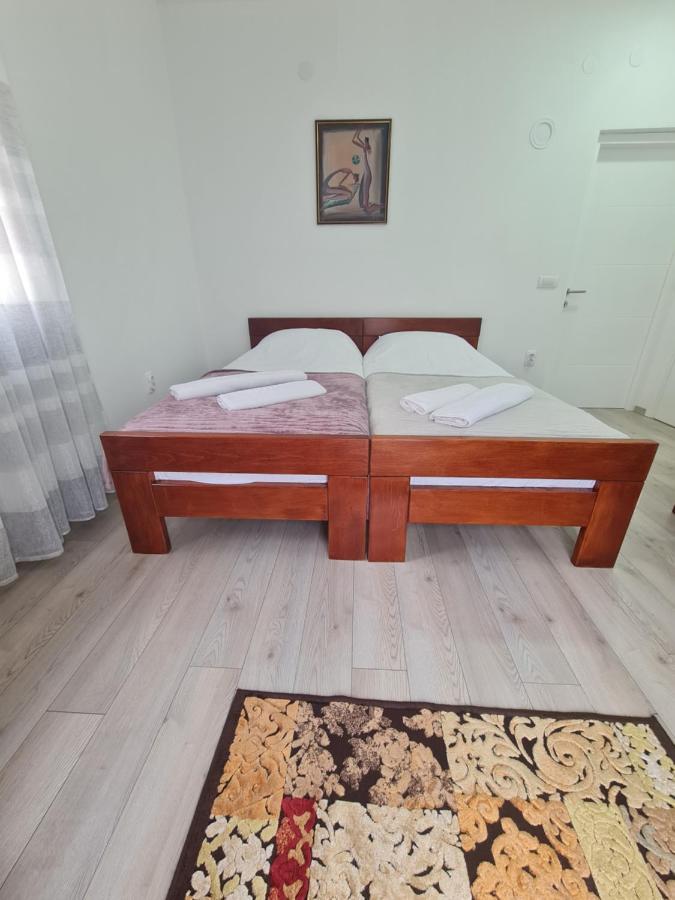 "Astor16" Apartments Ni Kültér fotó