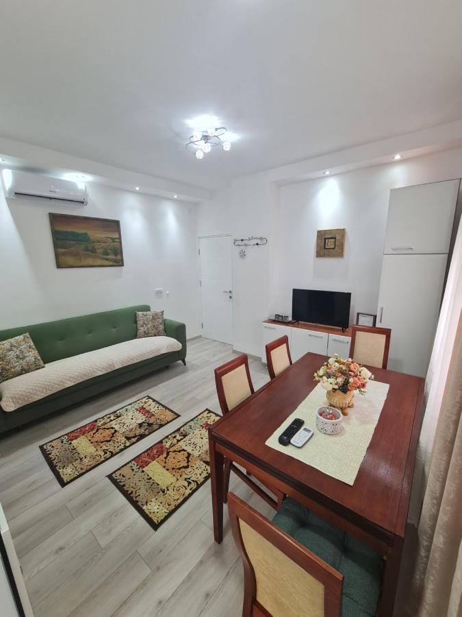 "Astor16" Apartments Ni Kültér fotó