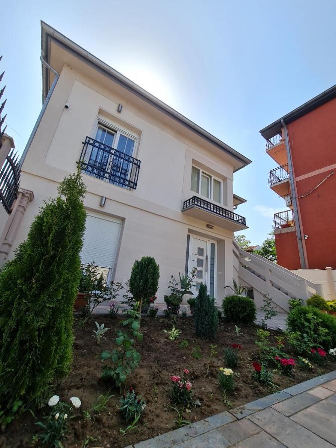 "Astor16" Apartments Ni Kültér fotó