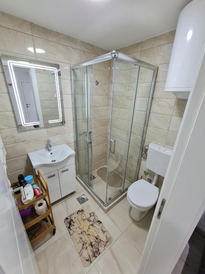 "Astor16" Apartments Ni Kültér fotó