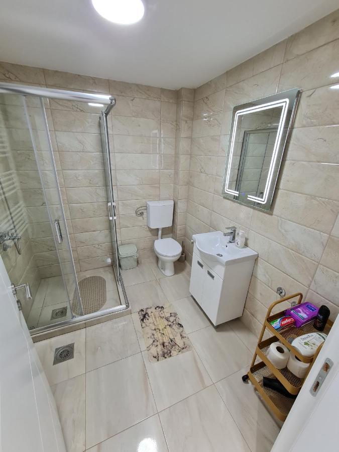 "Astor16" Apartments Ni Kültér fotó